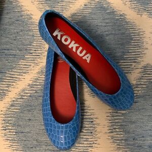 NEW Ballet Flats - Blue crocodile embossed patent leather